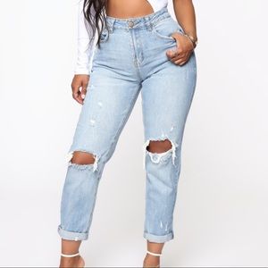 NWT fashion nova boyfriend jeans